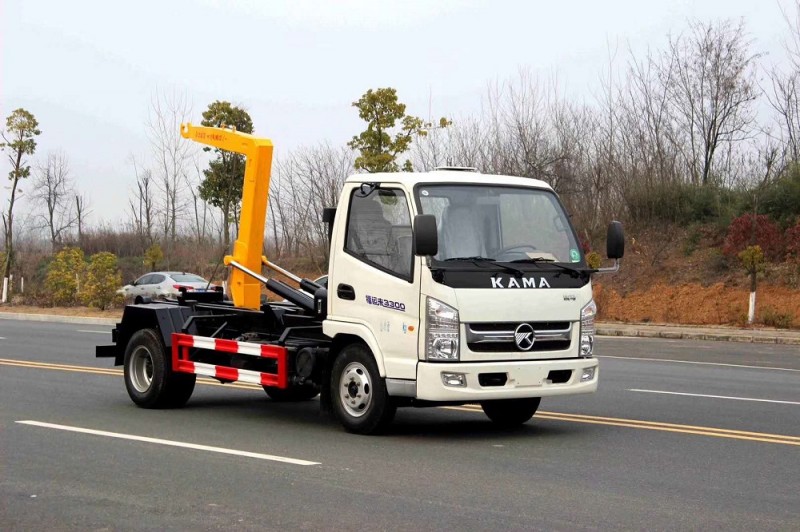 凱馬4方勾臂垃圾車