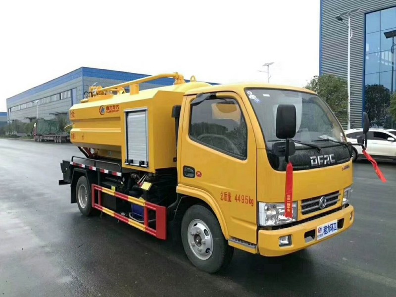 東風藍牌6方清洗吸污車