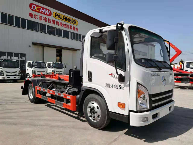 大運勾臂式垃圾車（藍(lán)牌）